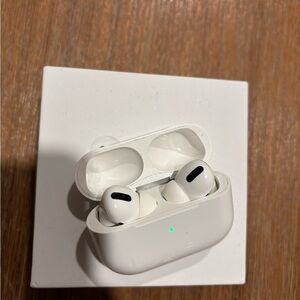 Apple White AirPods Pro